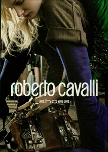 Leibovitz_Roberto_Cavalli_Fall_Winter_2005_06_04.thumb.png.4b2f0c75c16dbf80ac30a0eb13aeff29.png