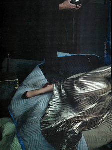 Leibovitz_Roberto_Cavalli_Fall_Winter_2005_06_05.thumb.png.6e5ec36c05684cd2d0102884e7da880a.png