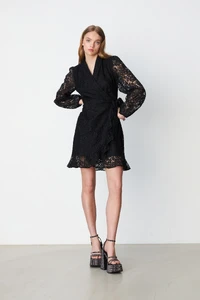 Linda_Dress-Dress-C2184-9999_Black.thumb.jpg.6ee3bd001278e6f9aefe230beafefc32.jpg