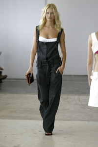 LuellaBartley2004WomenSpring19.thumb.jpg.f3b0adaf6e9a5e7ebcebd2d53001ecd4.jpg