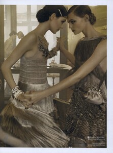 Meisel_Alberta_Ferretti_Spring_Summer_2009_02.thumb.jpg.1704c4d8d596499b1f44dfb6501f1db4.jpg