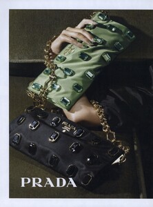 Meisel_Prada_Resort_2009_01.thumb.jpg.c57cd9aaed65a1f3f36a536d2c6fab09.jpg