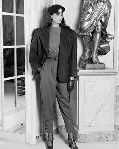 Michele_Gresse_Yves_Saint_Laurent_SS1985_11.jpg