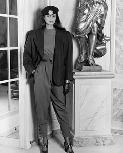 Michele_Gresse_Yves_Saint_Laurent_SS1985_14.jpg