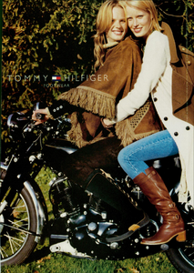 Nicks_Tommy_Hilfiger_Fall_Winter_2005_06_01.thumb.png.0bfaecc5584a4ccfb5d796e25f09c001.png