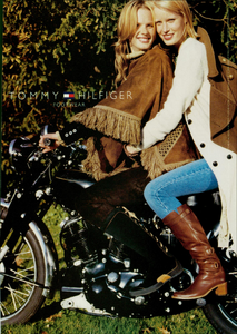 Nicks_Tommy_Hilfiger_Fall_Winter_2005_06_01.thumb.png.73a395d3846be4e9128be31f85884434.png