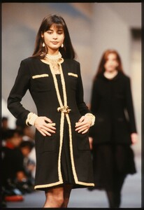 Nika_Balfour_Chanel_FW1989_01.jpg