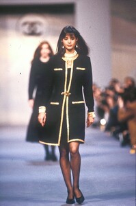 Nika_Balfour_Chanel_FW1989_13.jpg
