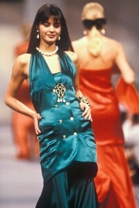Nika_Balfour_Chanel_FW1989_16.jpg