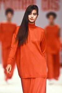 Nika_Balfour_Dorothee_Bis_SS1989_02.jpg