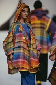 Nika_Balfour_Jean-Charles_de_Castelbajac_SS1990.jpg