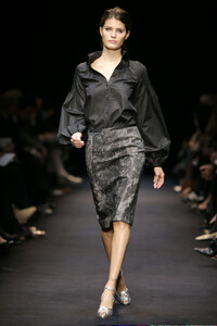 PacoRabanne2005WomenFW21.thumb.jpg.90ad725897efdab4c2eff41c8ef18395.jpg