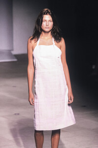 PaulSmith1999WomenRTW14.thumb.jpg.7a2c3ae3891be7787f31f8b768c9dccf.jpg