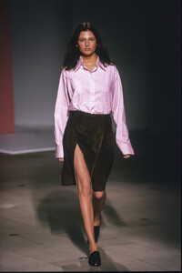 PaulSmith1999WomenRTW85.thumb.jpg.c56f0106e75bf5c609817af123c01fb7.jpg