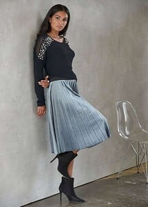 Pleated-Velvet-Skirt-by-BODYFLIRT_924305FRSL.jpg