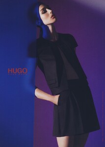 Sorrenti_Hugo_by_Hugo_Boss_Spring_Summer_2009_04.thumb.jpg.36da9058f8f26db3cf00c227861c68d0.jpg