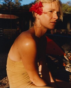 Steffi-Cook-by-Laura-Jane-Coulson-for-Gimaguas-Summer-2023-Ad-Campaign-folkr-1.jpg