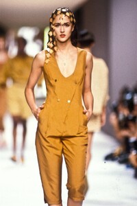 Suzanne_Von_Aichinger_Claude_Montana_SS1990_01.jpg