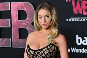 Sydney Sweeney - 'Madame Web' World Premiere @ Regency Village Theatre @ LA [2024.02.12] 6.jpg