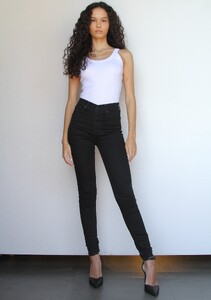 Thalita-Gomes-4.jpg