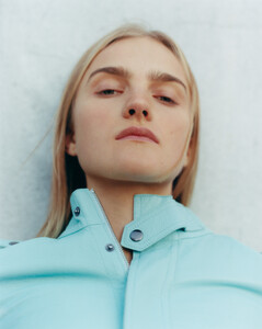 Unpolished_Magazine_ChristianColomer_09.thumb.jpg.5b5b289a7257683e41b22e1ff76f80df.jpg