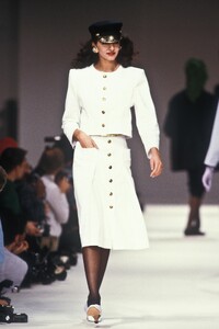Vicky_Koulianou_Yves_Saint_Laurent_SS1989_01.jpg