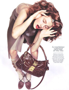 Vogue-Paris-Aug0945.thumb.jpg.444f75a54925cc239073ce83417099c0.jpg