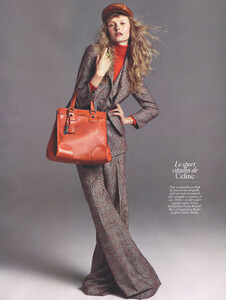 Vogue-Paris-Aug0958.thumb.jpg.30aa093d7ae6297734bfd8cae3fea198.jpg