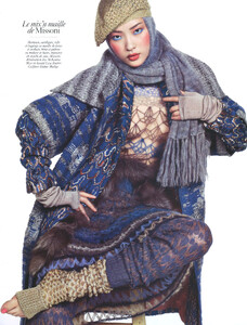 Vogue-Paris-Aug0960.thumb.jpg.134bbcffaf585a60890c9343213901e3.jpg