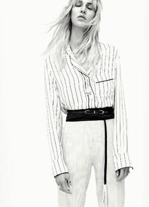 Vogue_Paris-March_2016-Aymeline_Valade-by-Dan_Martensen-06.thumb.jpg.60cbd03bc950a5d92d8d97f610b81b04.jpg