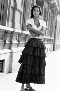 Yasmeen_Ghauri_Byblos_SS1990_007.jpg