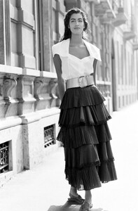 Yasmeen_Ghauri_Byblos_SS1990_021.jpg