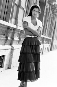 Yasmeen_Ghauri_Byblos_SS1990_028.jpg