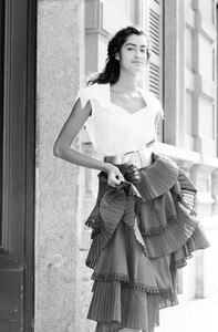 Yasmeen_Ghauri_Byblos_SS1990_054.jpg