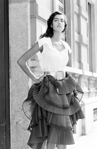 Yasmeen_Ghauri_Byblos_SS1990_056.jpg