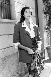 Yasmeen_Ghauri_Byblos_SS1990_080.jpg