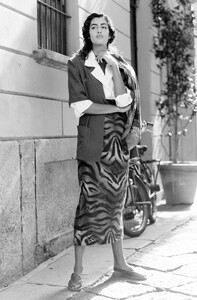 Yasmeen_Ghauri_Byblos_SS1990_092.jpg