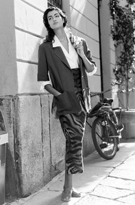 Yasmeen_Ghauri_Byblos_SS1990_113.jpg