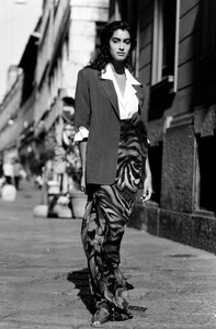 Yasmeen_Ghauri_Byblos_SS1990_123.jpg