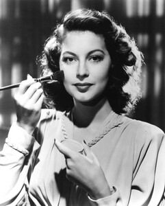 ava150a1.thumb.jpg.be8f8e5cc43ab8b44c8de9cc244241d0.jpg