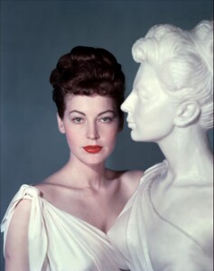 ava 1948g.jpg