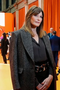 carla-bruni-maquillaje-z.jpg.webp