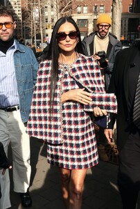 demi-moore-at-carolina-herrera-show-at-nyfw-02-12-2024-0.jpg