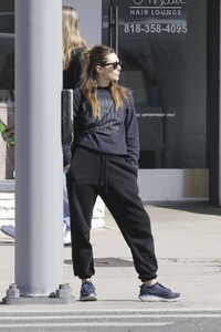 elizabeth-olsen-in-a-casual-ensemble-02-13-2024-0.jpg