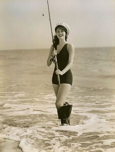 fishing(3).thumb.JPG.83a5d4bb2e378a4855d8c2587483d78e.JPG