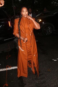 janet-jackson-arrives-at-christian-siriano-show-at-new-york-fashion-week-09-08-2023-1.jpg