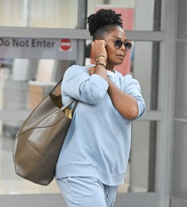 janet-jackson-at-jfk-airport-in-nyc-09-08-2023-1.jpg