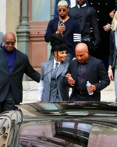 janet-jackson-thom-browne-fashion-show-in-paris-10-03-2022-1.jpg