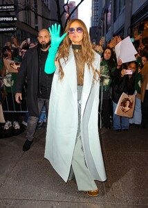 jennifer-lopez-arriving-at-nbc-studios-in-new-york-02-03-2024-2.jpg