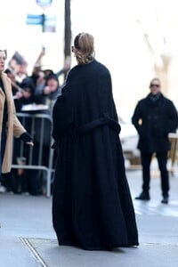 jennifer-lopez-at-the-view-in-new-york-02-15-2024-5.jpg